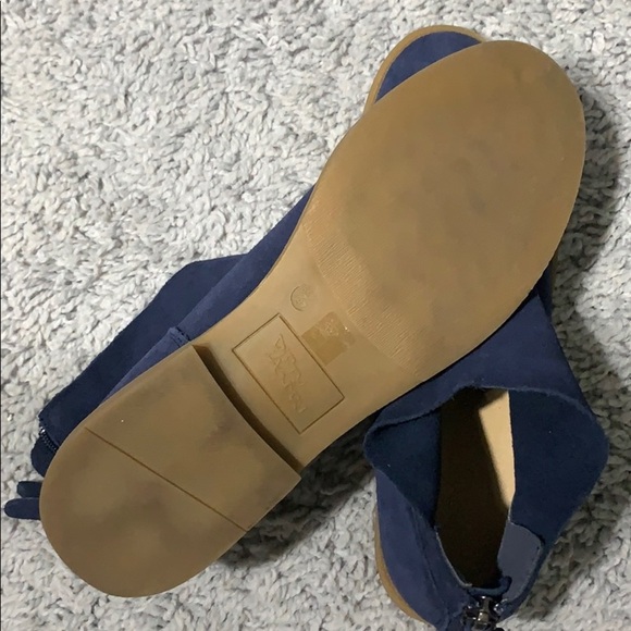 Dirty Laundry‎ Suede Ankle Boots - Picture 9 of 9